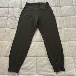 Lululemon joggers pants